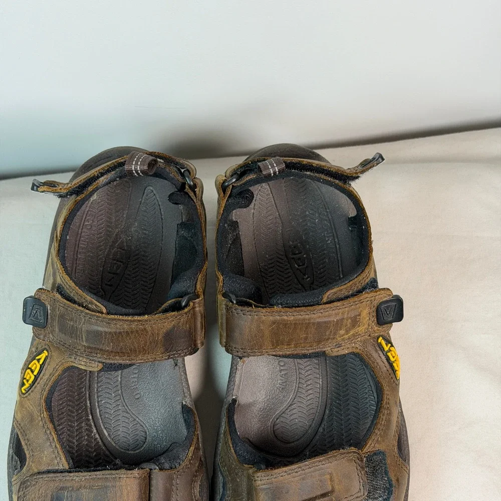 KEEN Targhee III Open Toe Sandals Mens 10.5 Brown Waterproof Leather 1022423